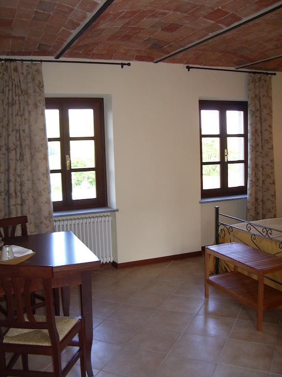 B&B Cascina Gaione Via Gallina,18B 12052 Neive Cn Habitación foto